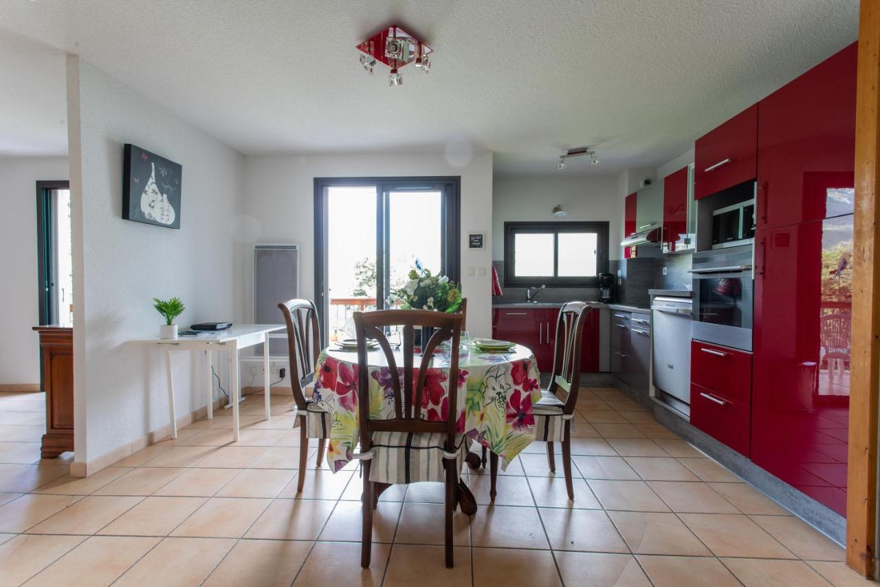Ferienwohnung Les Aiguilles De Chabriere - Appt Vue Montagne Savines-le-Lac Exterior foto